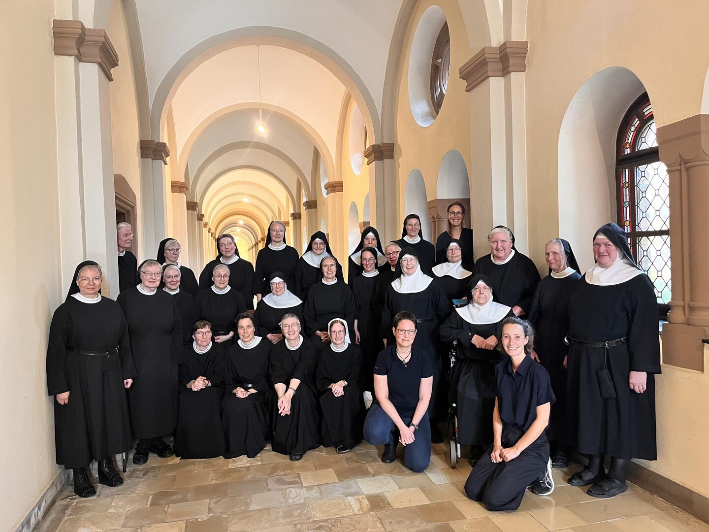 Group photography of Benedictine nuns of the Abbey of St. Hildegard in the Rheingau